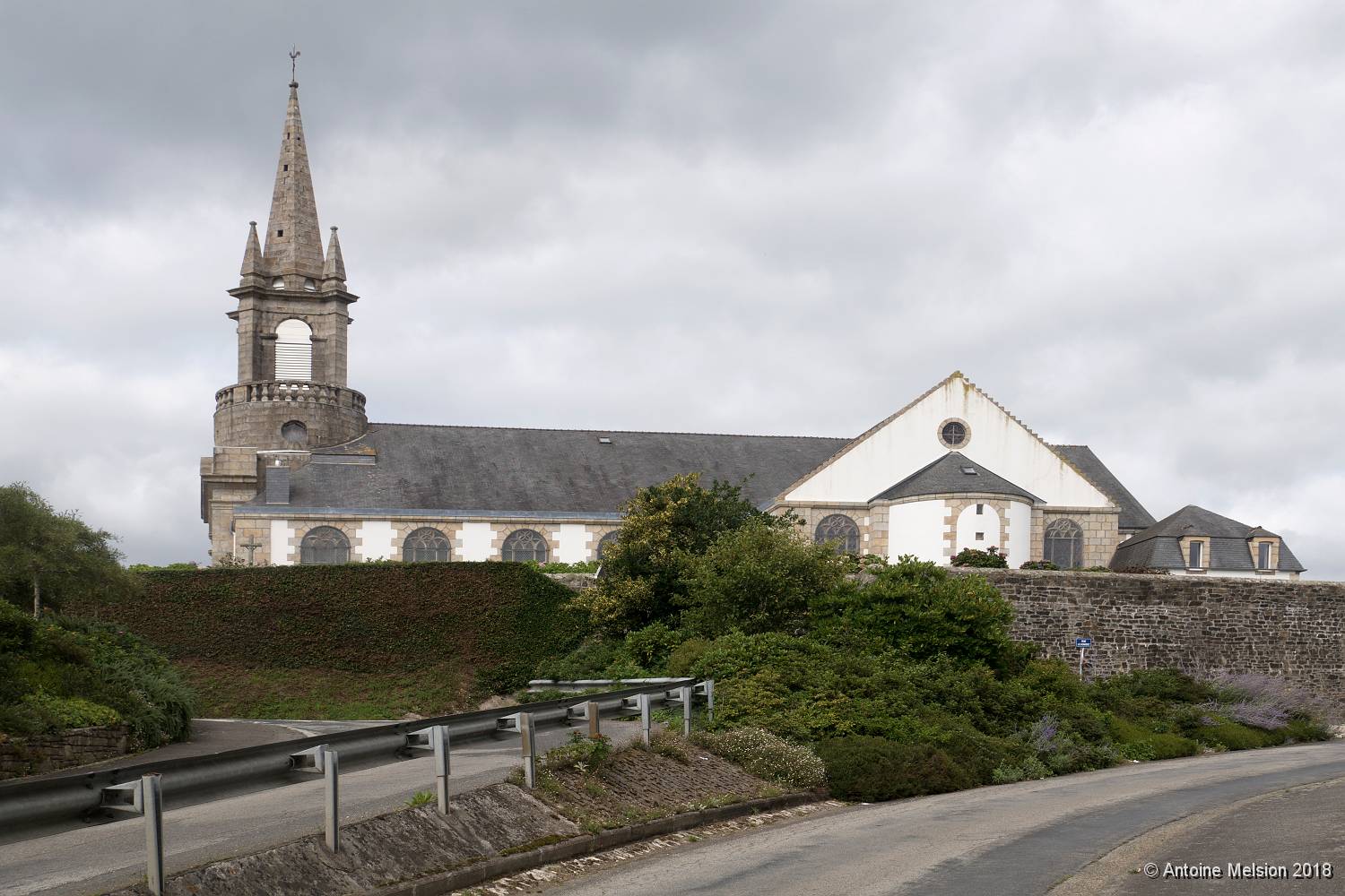 Plouzané, autour de l'église